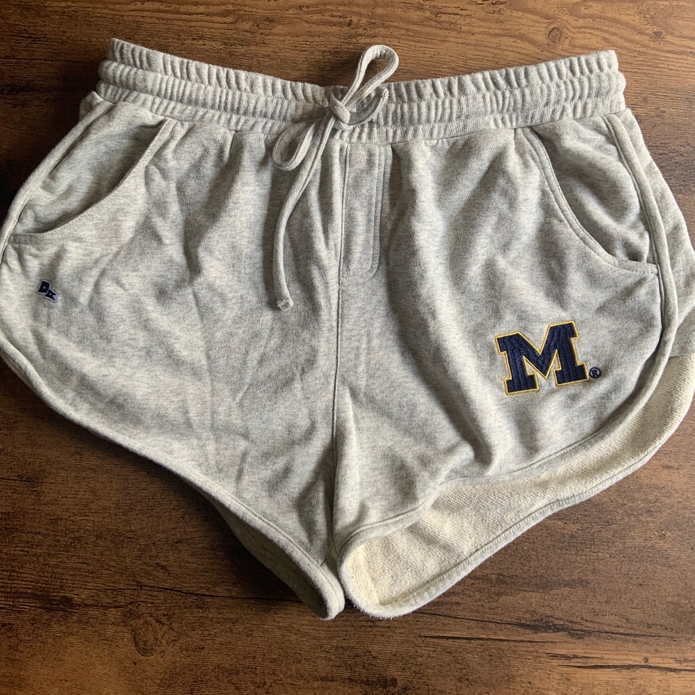 Hype And Vice Michigan Wolverines Cotton Shorts